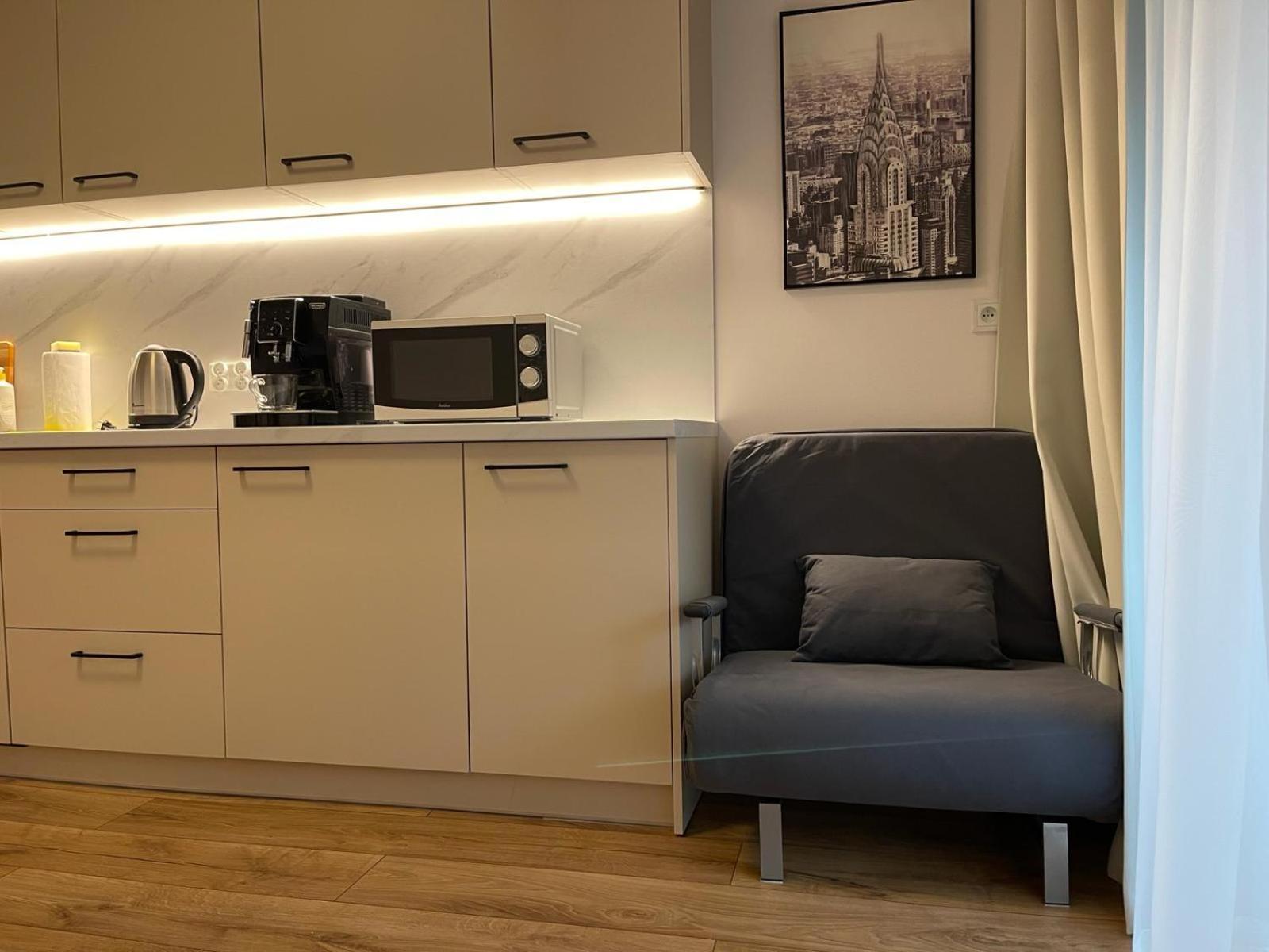City Sense New Apartments - Main Station And City Center Wrocław Exterior foto