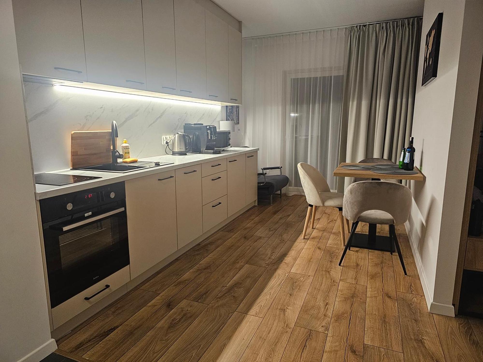City Sense New Apartments - Main Station And City Center Wrocław Exterior foto