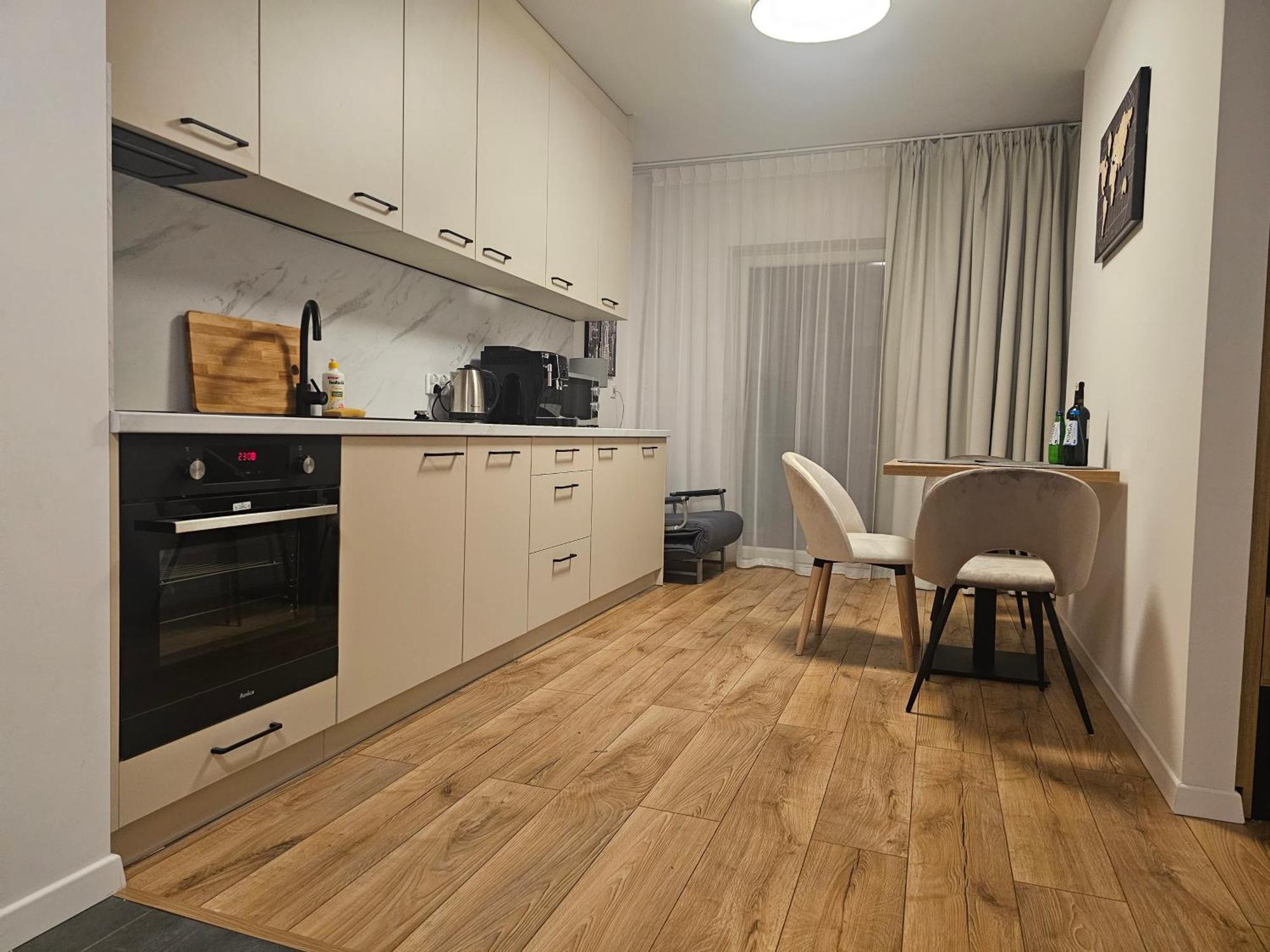 City Sense New Apartments - Main Station And City Center Wrocław Exterior foto