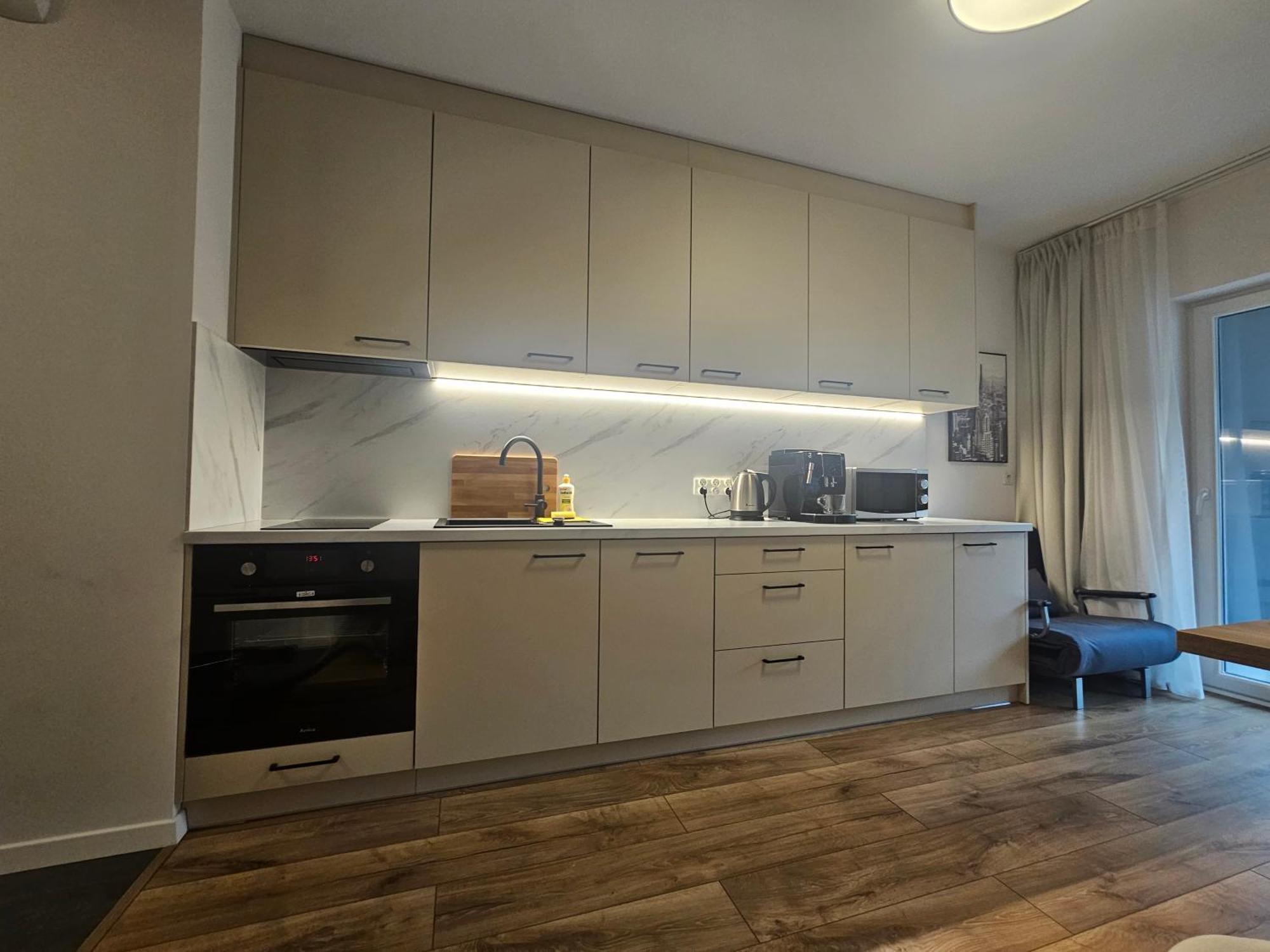 City Sense New Apartments - Main Station And City Center Wrocław Exterior foto