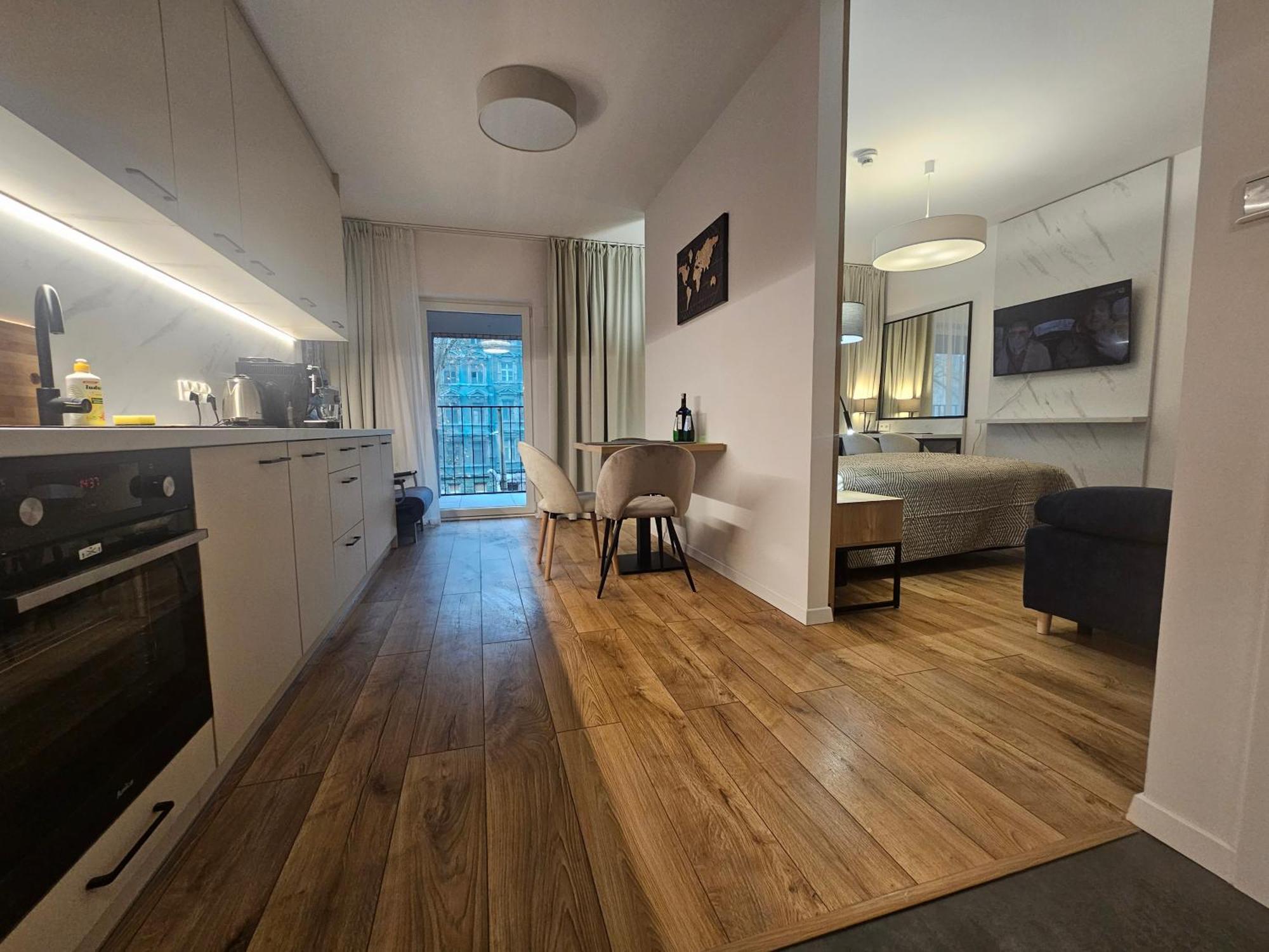City Sense New Apartments - Main Station And City Center Wrocław Exterior foto